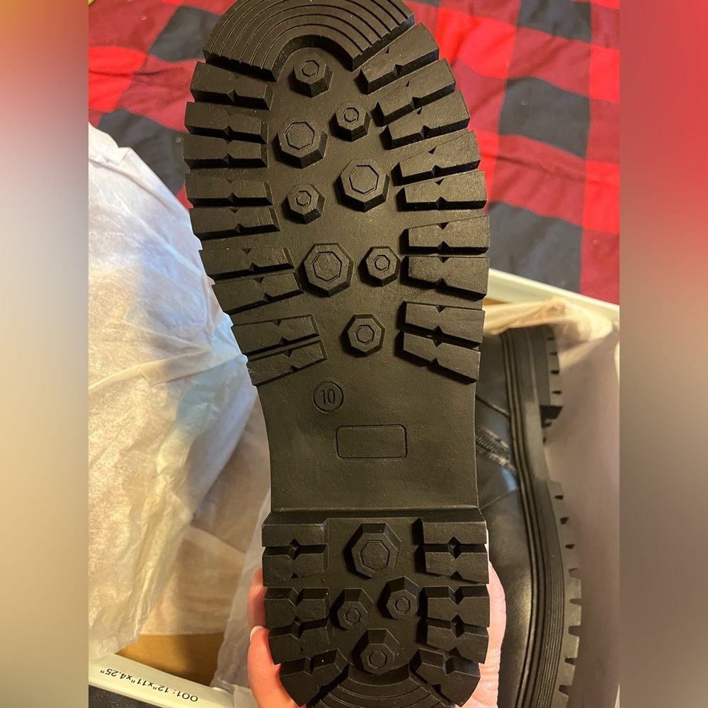 Women’s boots